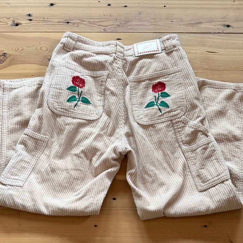 Lisa Says Gah Dylan Embroidered Corduroy pants